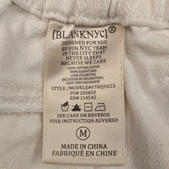 BlankNYC Crochet Pocket Paperbag Jean Shorts M White Granny Square Patchwork NWT - Picture 7 of 10